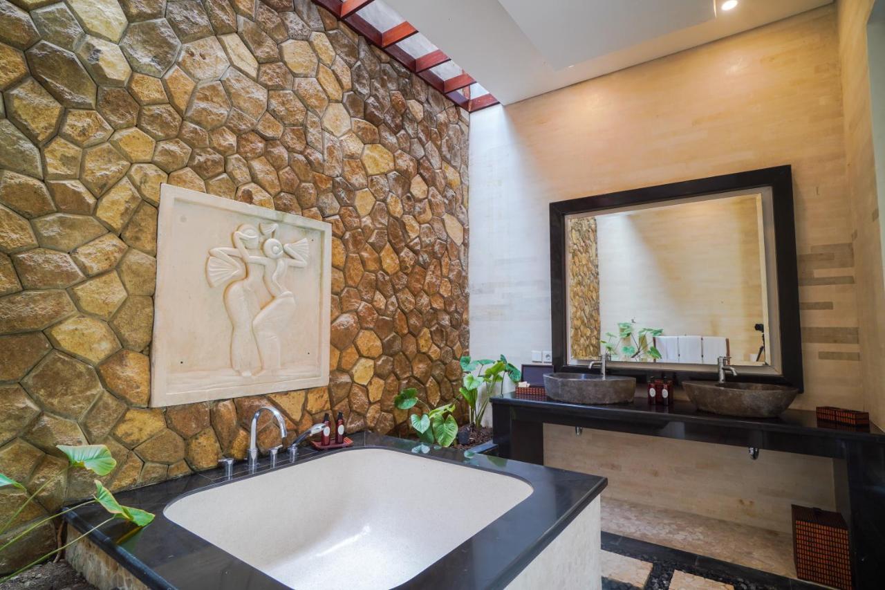 Giri Bhagawan Villas & Spa Nusa Dua  Extérieur photo